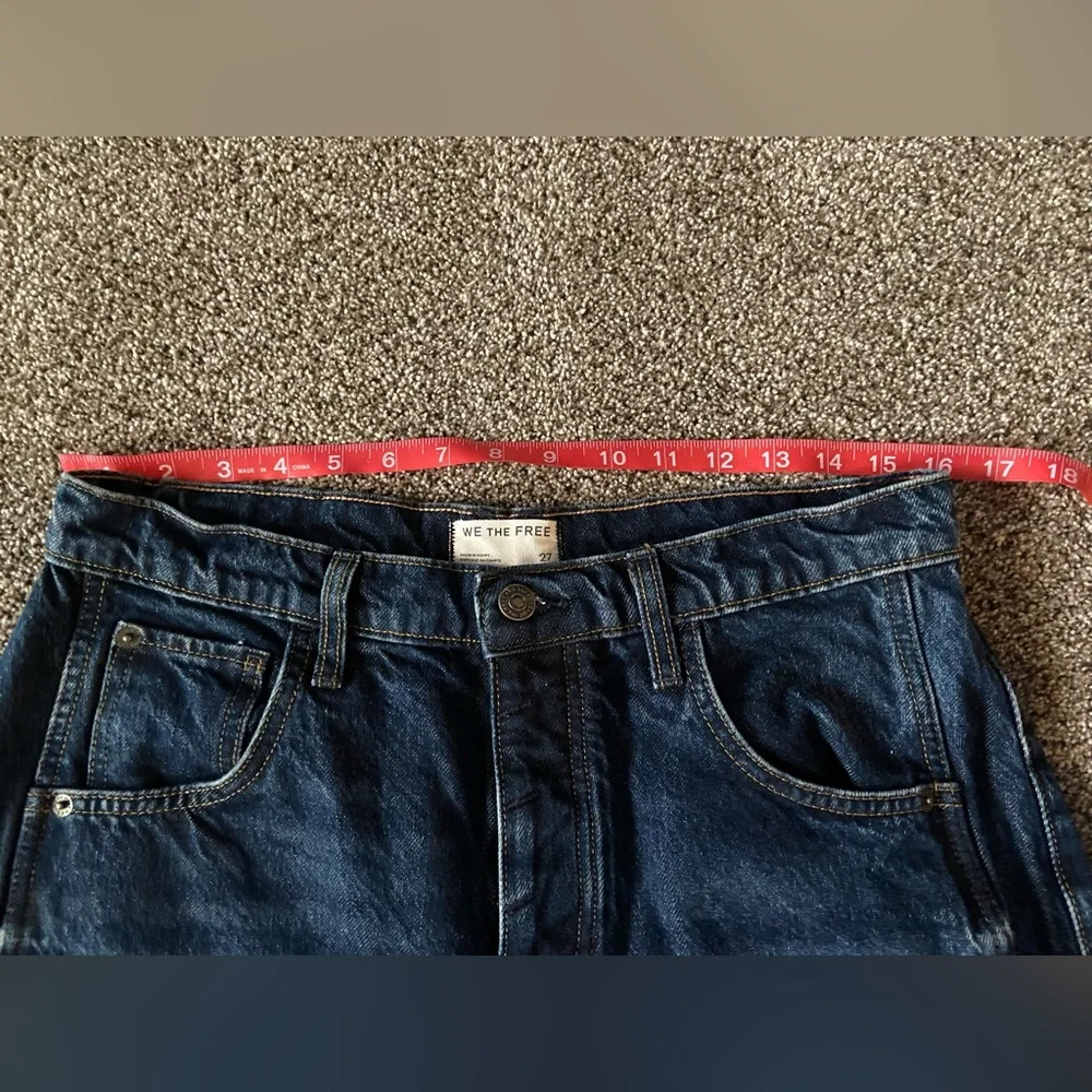 We The Free Good Luck Mid-Rise Barrel Jeans 
(Deep End)
*Brand New Never Worn* - Picture 6 of 7